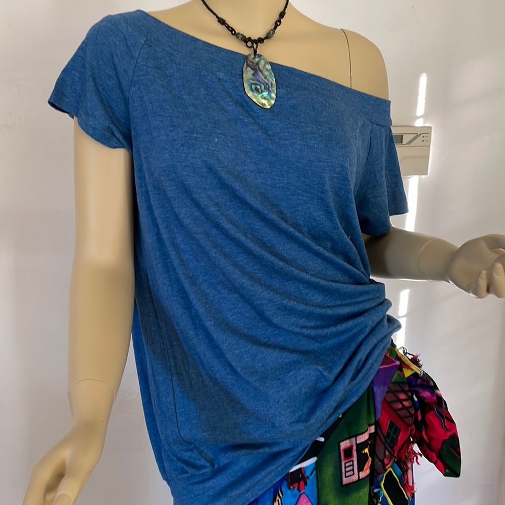 NWT boatneck tee